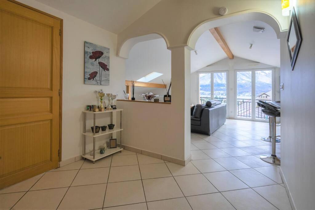 Cabana & Panorama Lac Annecy -Parking & Terrasse Sévrier Zewnętrze zdjęcie